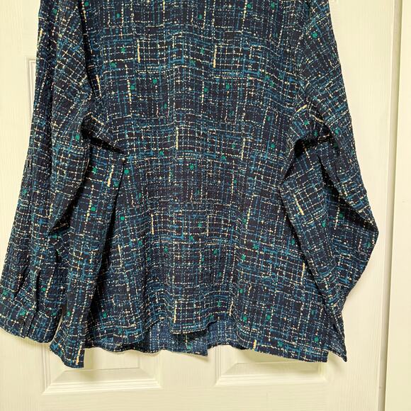 Catherines Women's Abstract Print Button Down Roll Tab Sleeve Top Size 2X - Picture 14 of 14